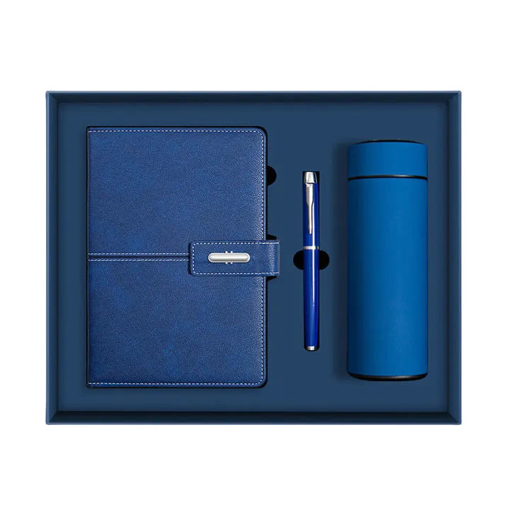 نمط غلاف مقوى بحجم A5 مخصص يشمل أقلام . Custom A5 Hardcover Style Includes Pens Notebooks