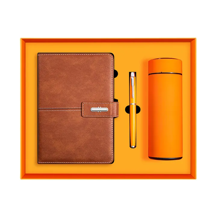 نمط غلاف مقوى بحجم A5 مخصص يشمل أقلام . Custom A5 Hardcover Style Includes Pens Notebooks
