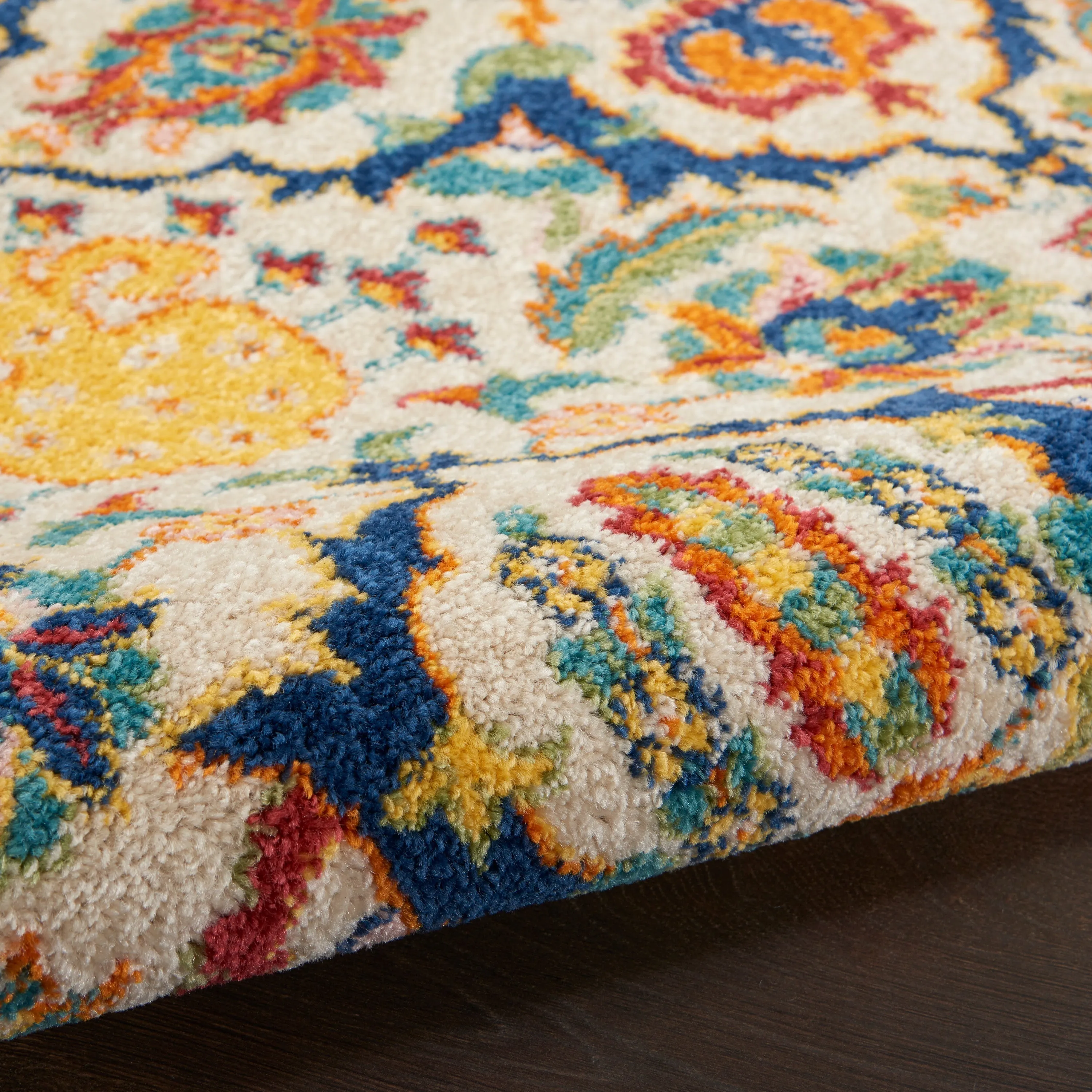 Allur Ivory/Multicolor Rug