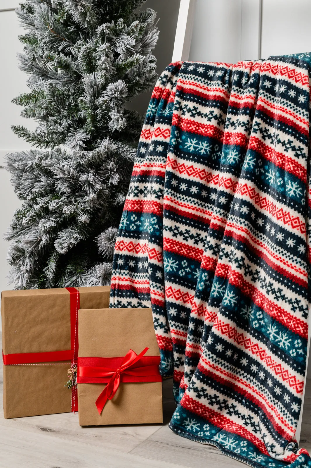 Cuddle Culture Holiday Fleece Blanket in Sweater Knit