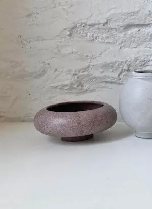 Low Saucer Vase in Speckled Mauve