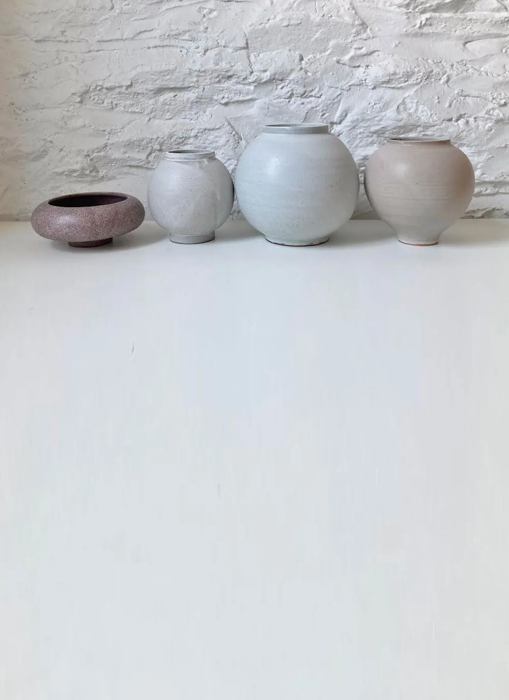 Low Saucer Vase in Speckled Mauve