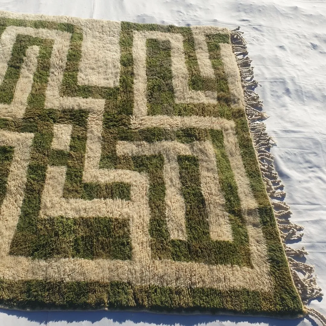 Mataha | Sage Green Checkered Moroccan Rug 6x9 Beni Ourain Ultra Soft | Authentic Berber wool Beni Rug | 6'40x9'09 Ft | 195x277 cm