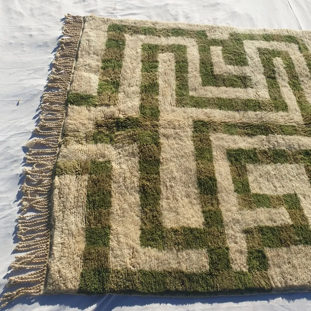 Mataha | Sage Green Checkered Moroccan Rug 6x9 Beni Ourain Ultra Soft | Authentic Berber wool Beni Rug | 6'40x9'09 Ft | 195x277 cm