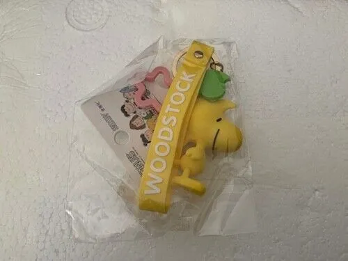 Novelty Gift 3D Keychain Keyring Peanuts Woodstock Snoopy Wristlet Lobster Clasp