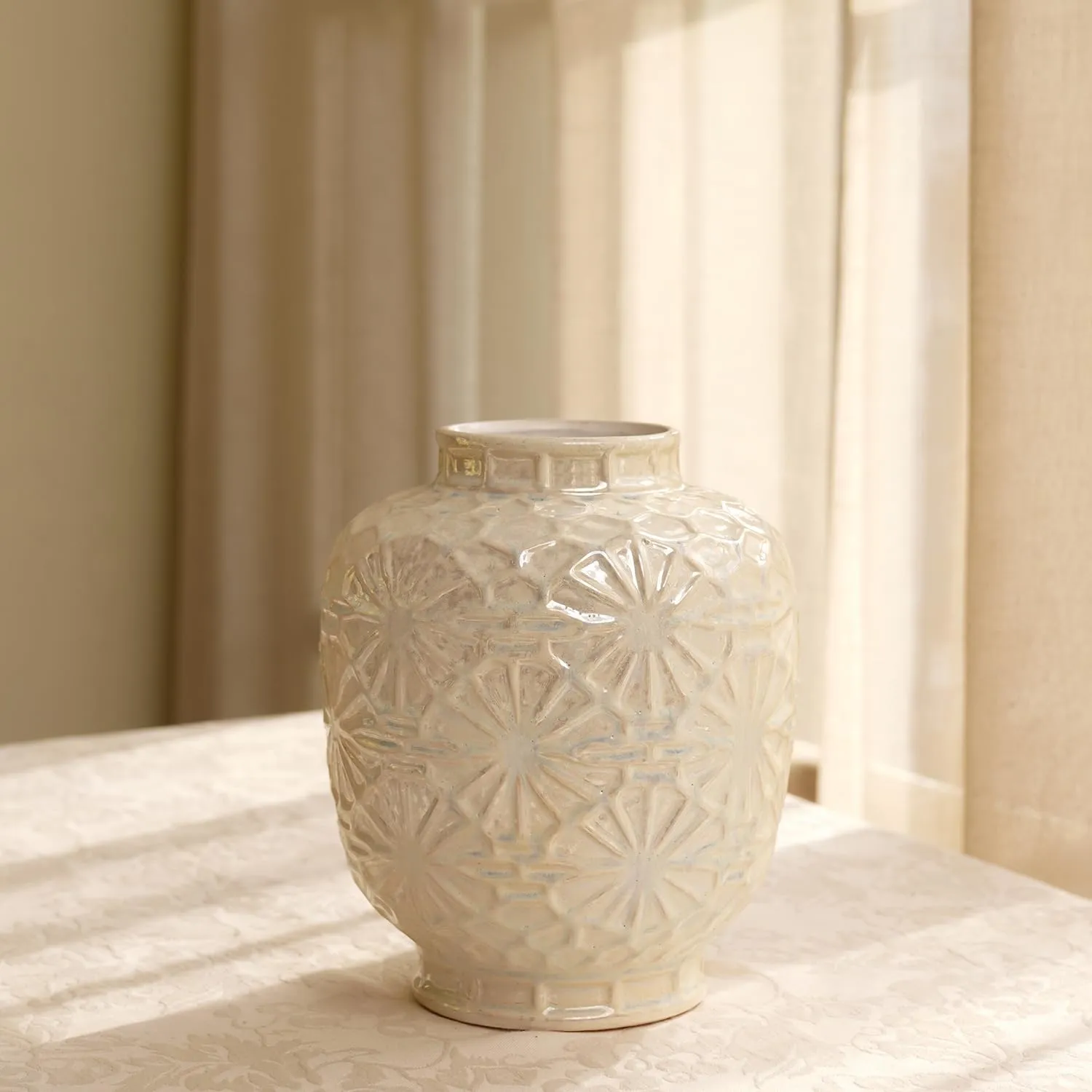 PURE HOME   LIVING Ceramic Decorative Floral Imprinted Vase, (23cm Height, White)
