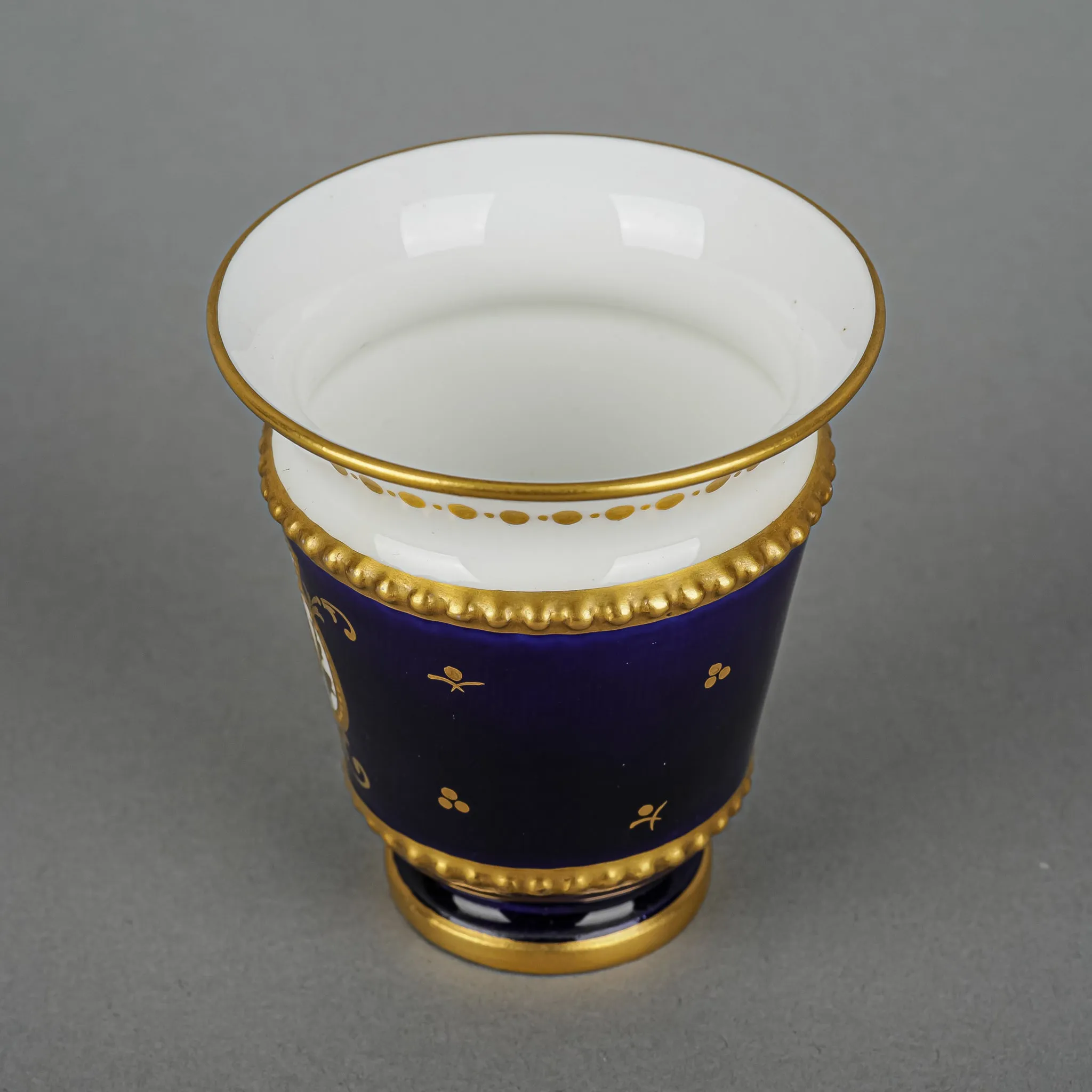 ROYAL CROWN DERBY 8063 Cabinet/Spill Vase 1489