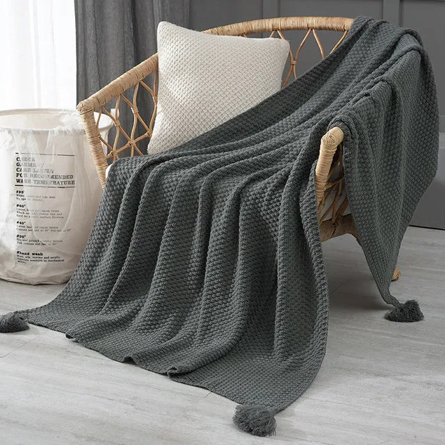 Thread Blanket with Tassel